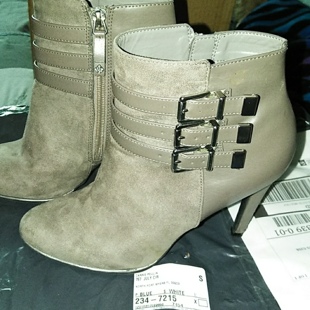 High heeled ankle dress boots